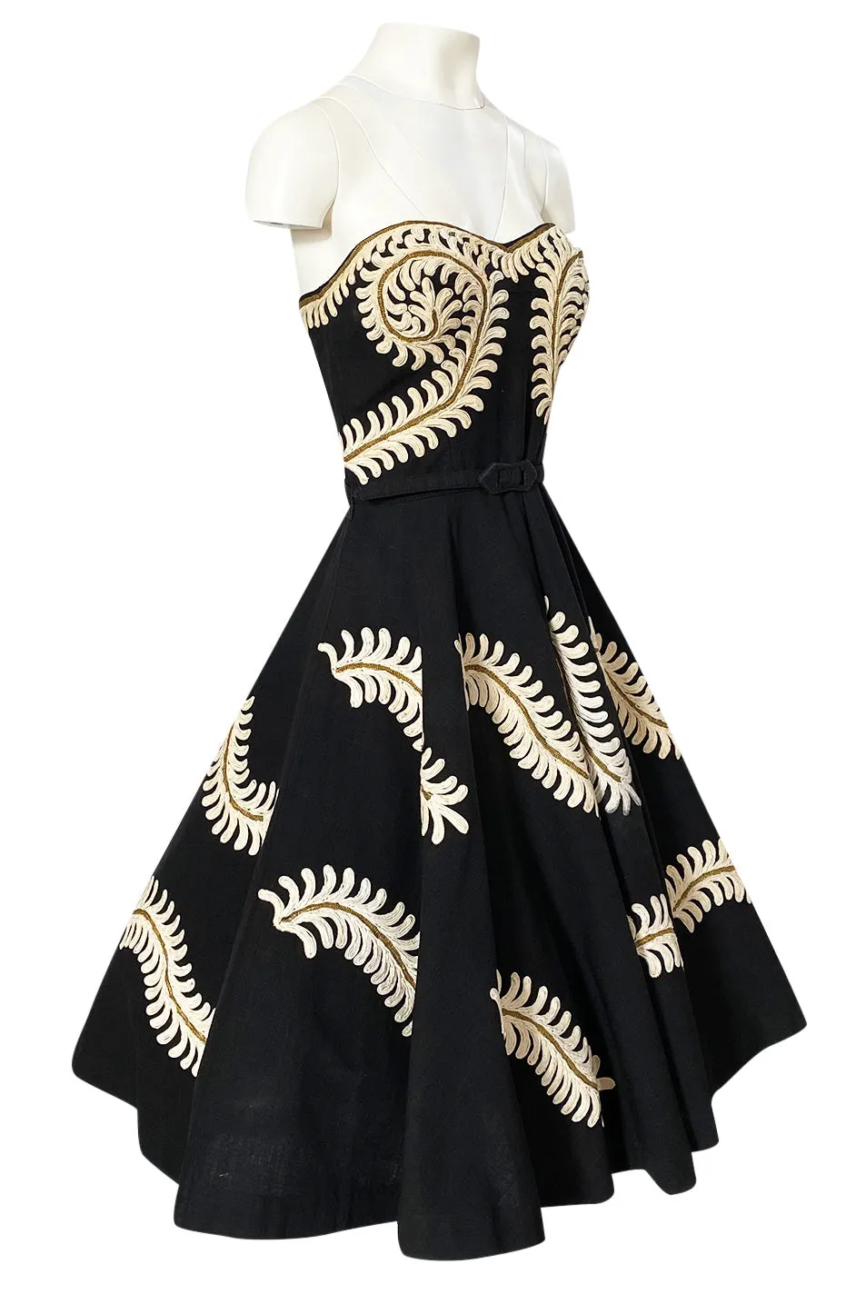 1950s Heavy Cotton / Canvas Strapless Dress  w Hand Applied Cord Applique