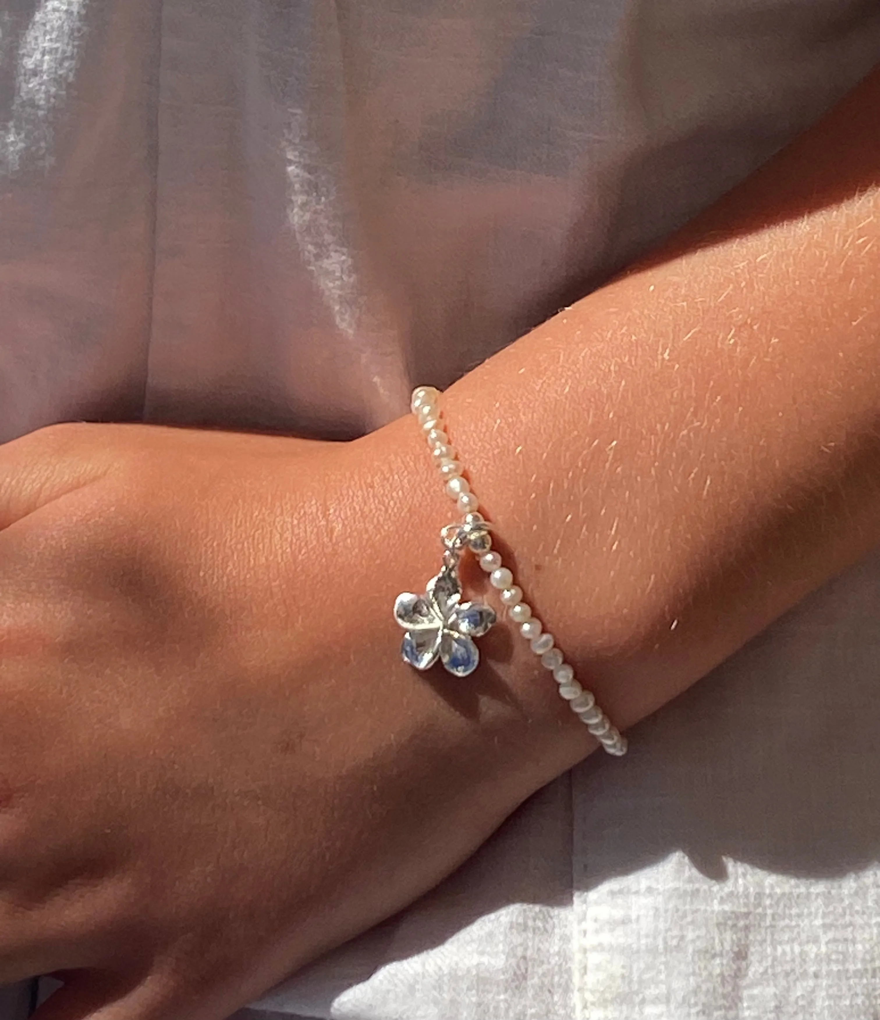 Frangipani Seed Pearl Bracelet