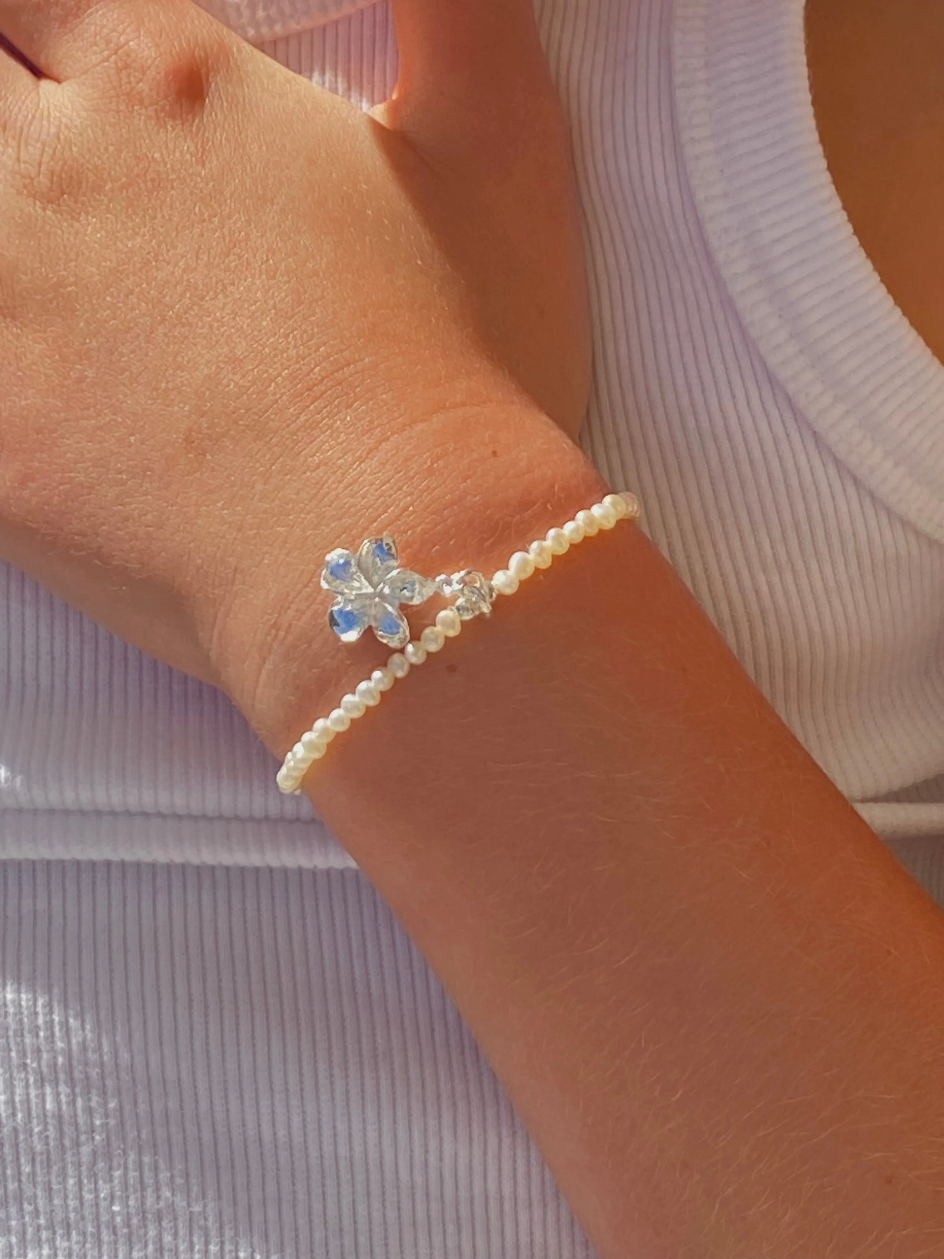 Frangipani Seed Pearl Bracelet