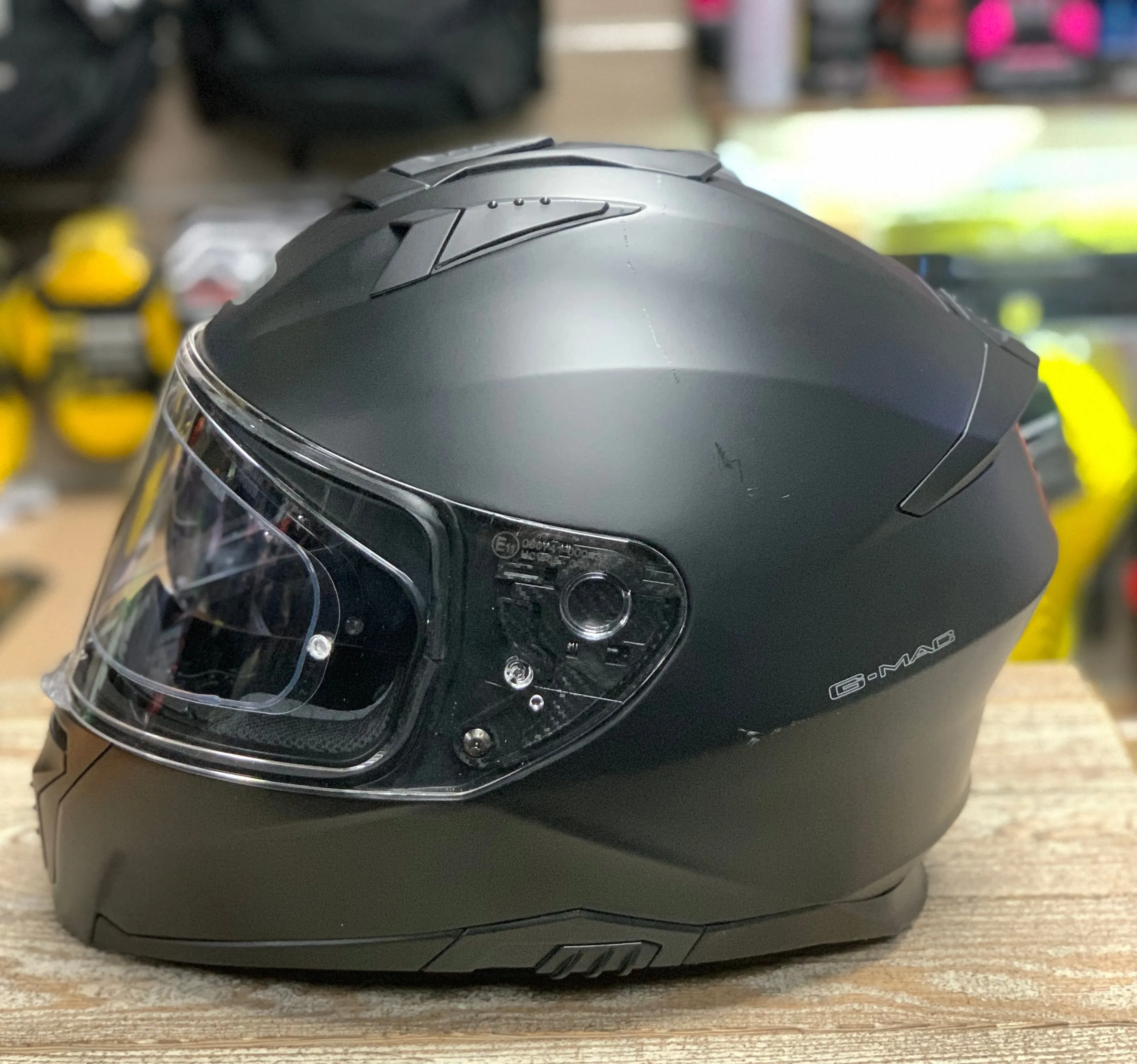 G-Mac Renegade Evo 22.06 Motorcycle Helmet Matt Black   Pinlock Insert XXL - Warehouse Offer