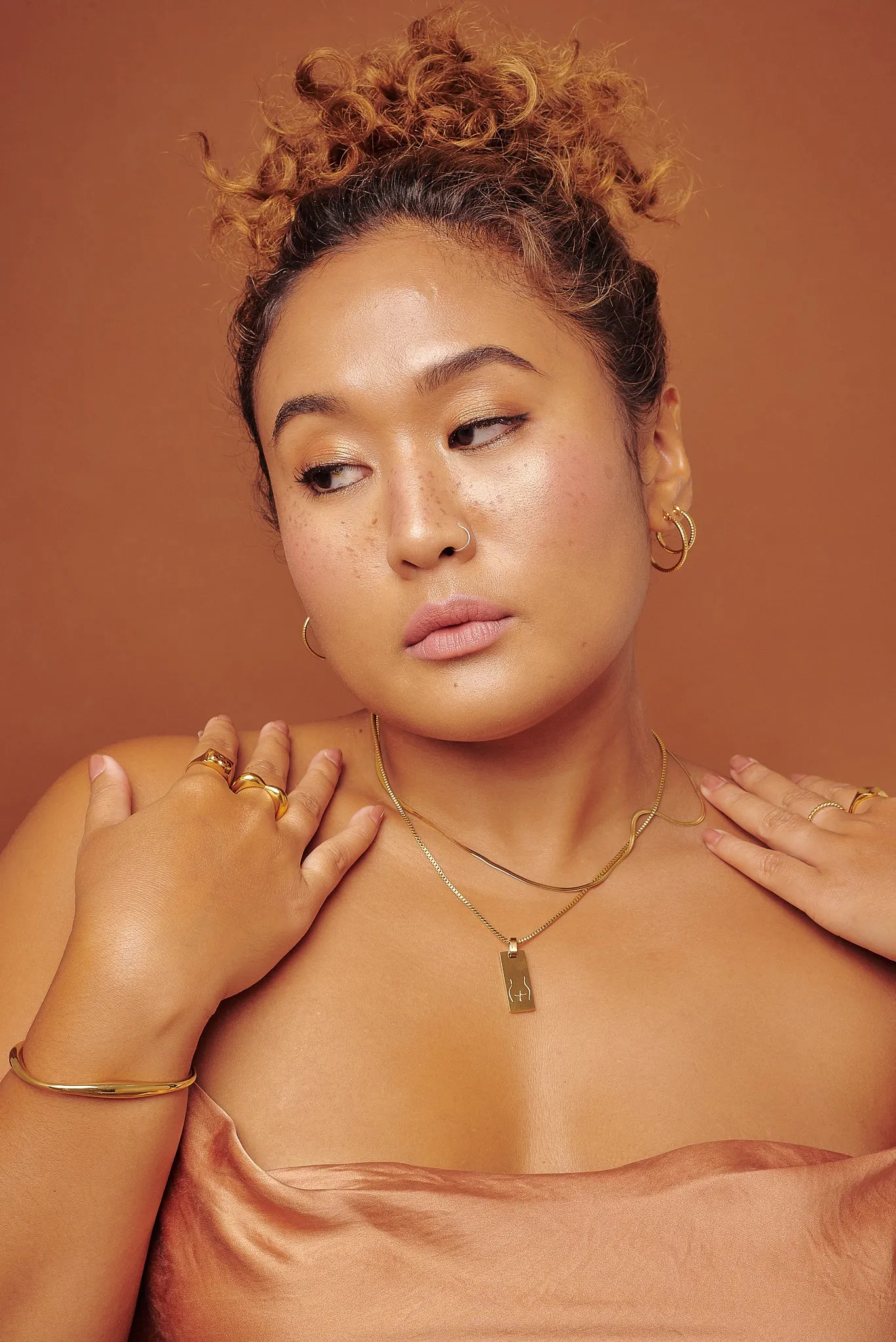 Goddess Booty Necklace