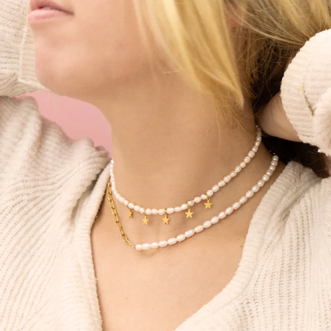Necklace gold coloured chunky  chain and pearls