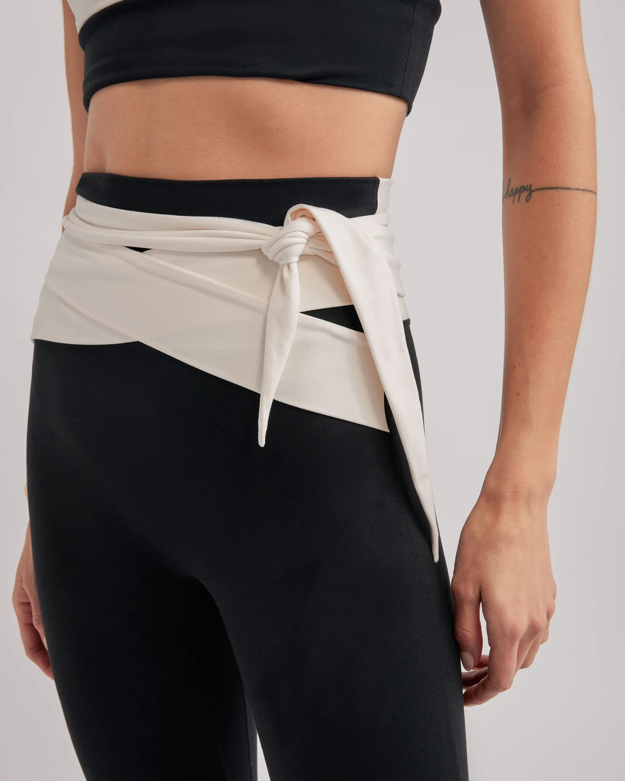 OSCAR LEGGINGS BLACK & CREAM COMBO