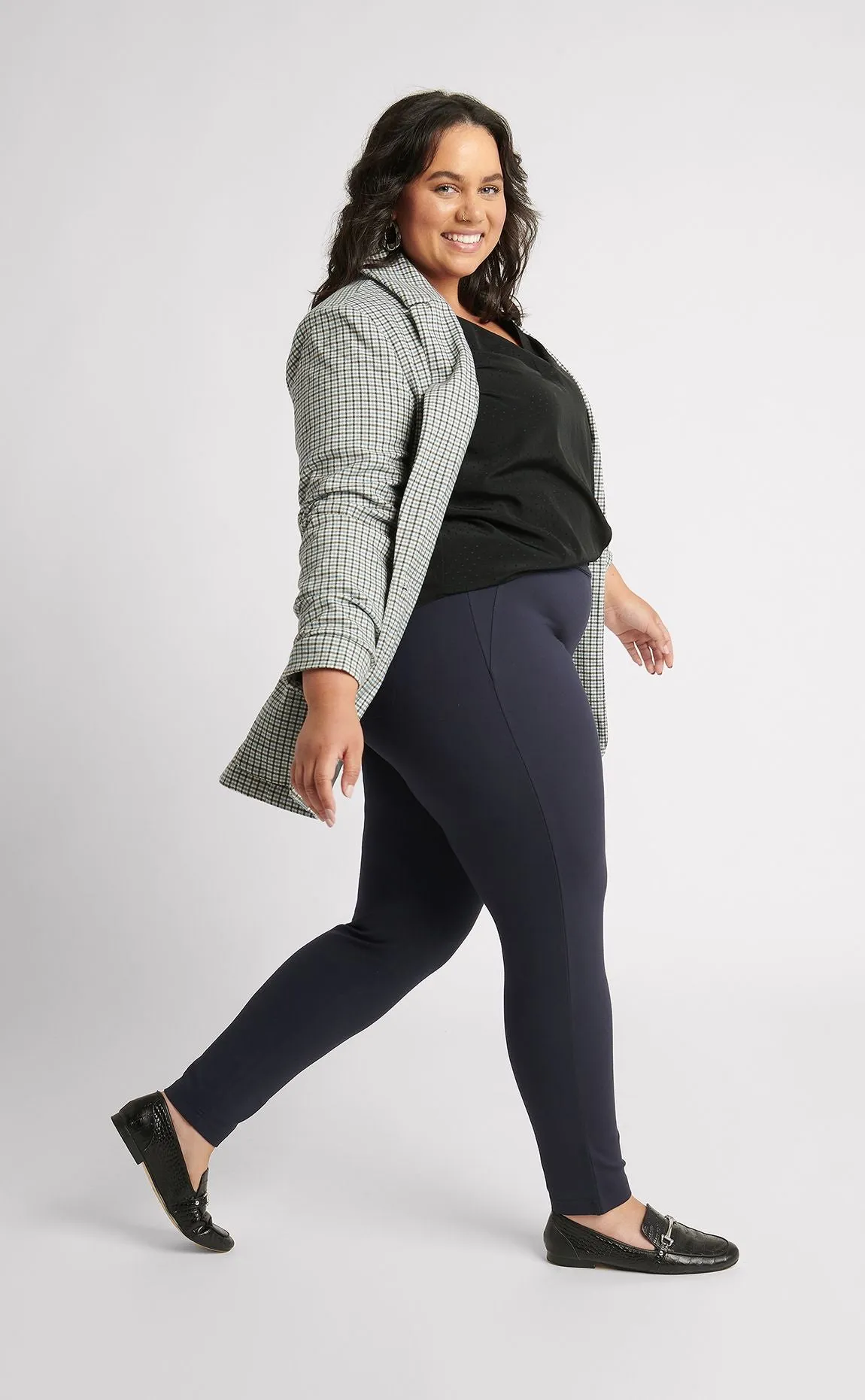 Skinny-Leg | Two-Pocket Dress Pant Yoga Pants (Navy)