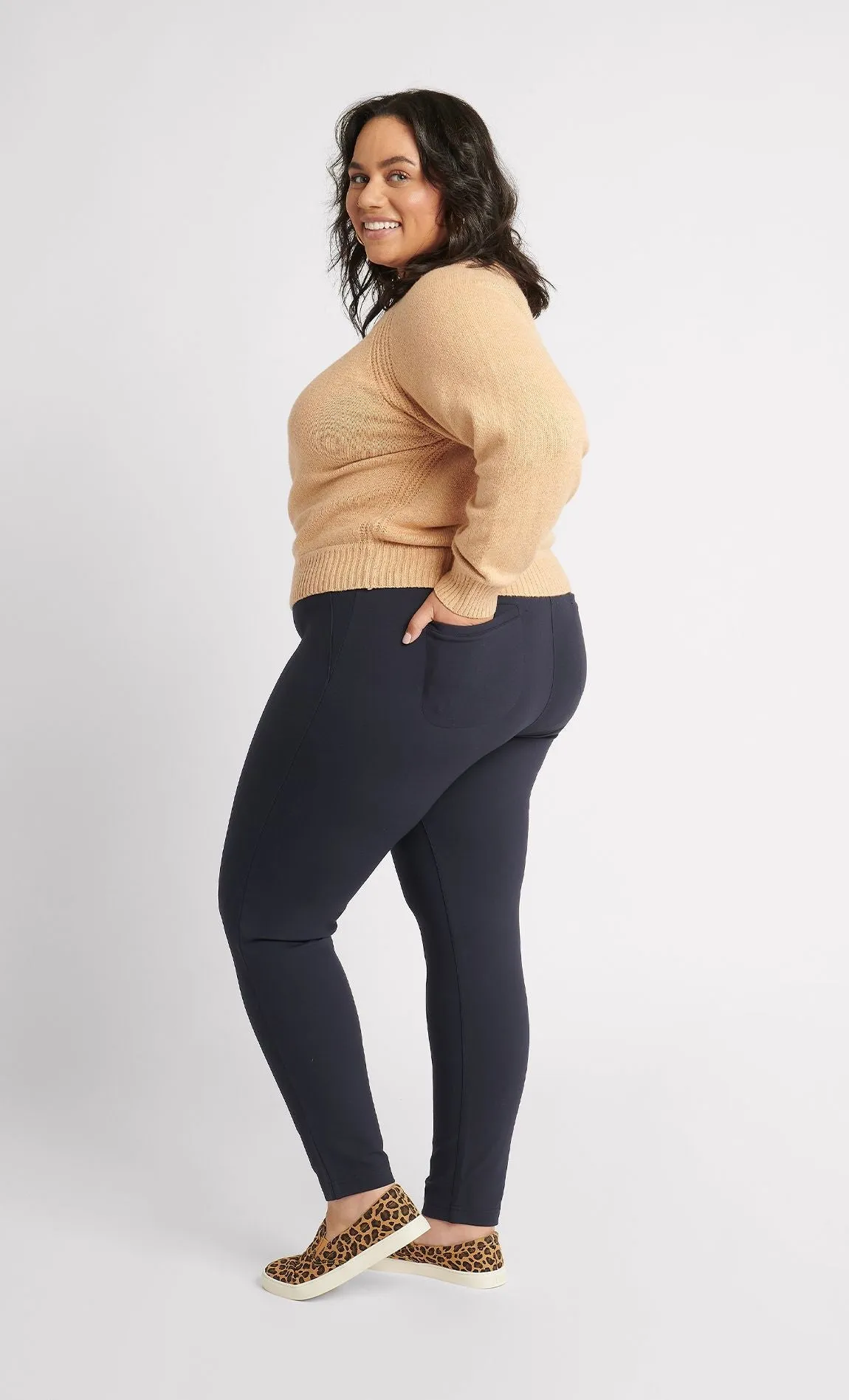 Skinny-Leg | Two-Pocket Dress Pant Yoga Pants (Navy)