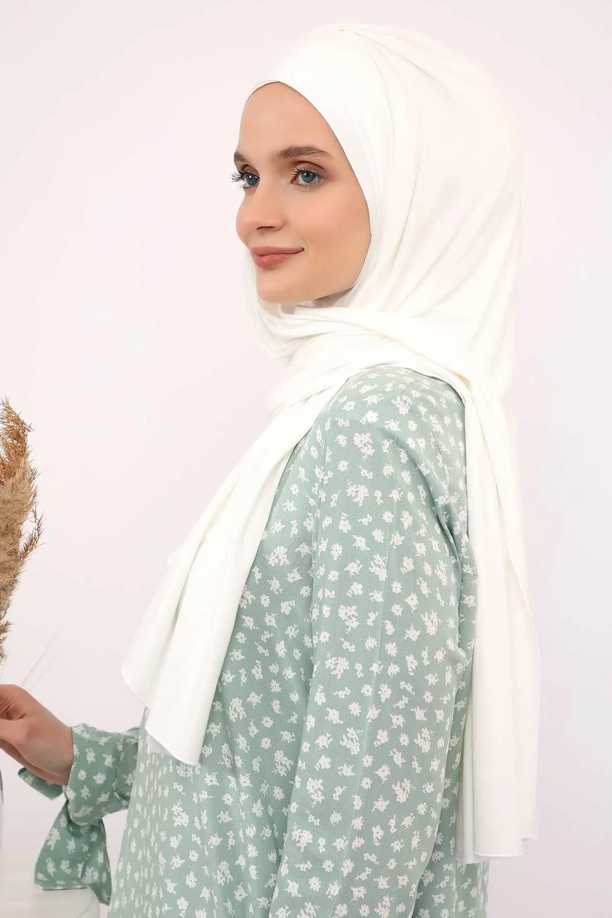 Soft Jersey Hijab Shawl for Women, 95% Cotton and Comfortable Ready to Wear Women Headscarf, Cross Stich Instant Pre-tied Hijab Shawl,PS-41
