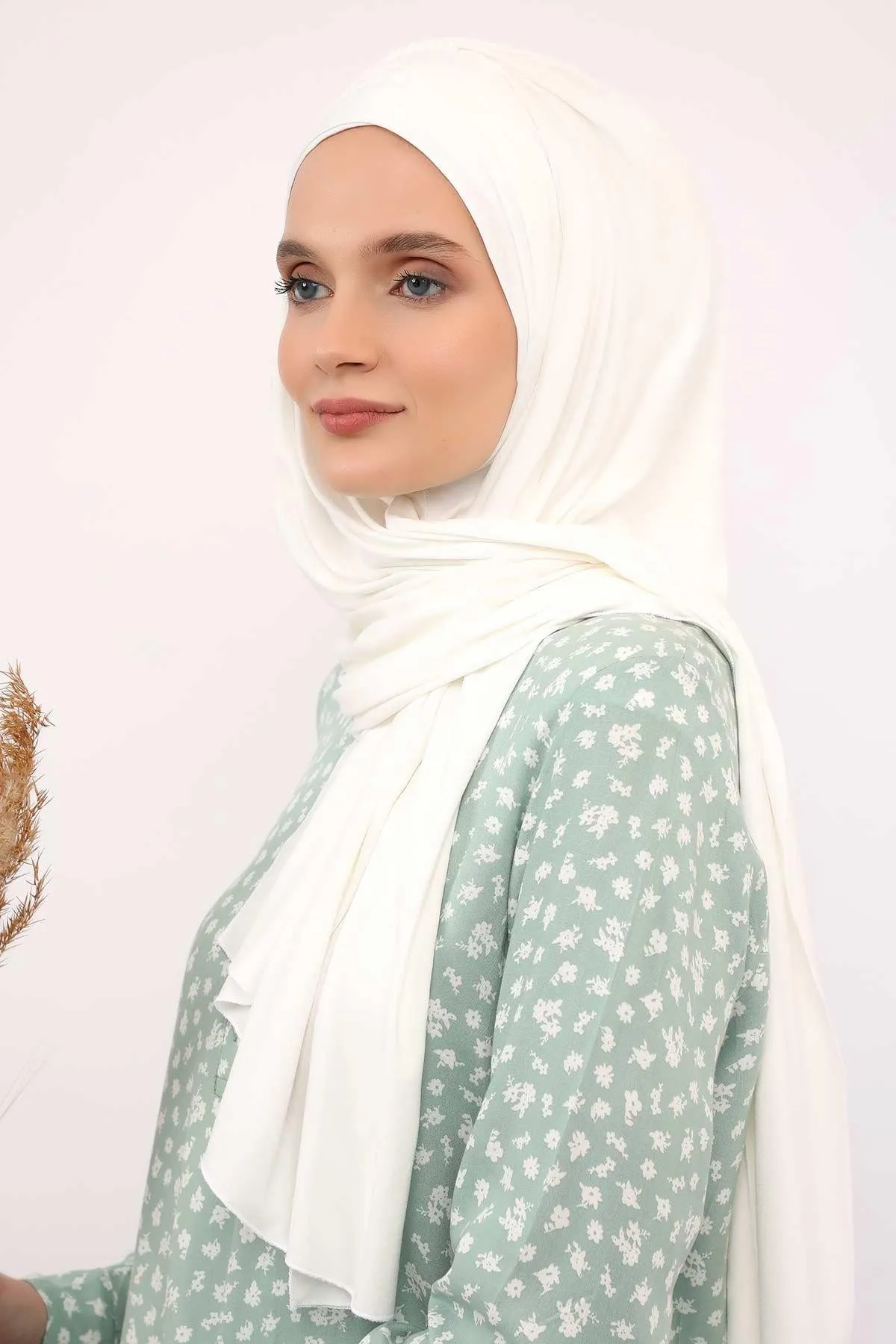 Soft Jersey Hijab Shawl for Women, 95% Cotton and Comfortable Ready to Wear Women Headscarf, Cross Stich Instant Pre-tied Hijab Shawl,PS-41