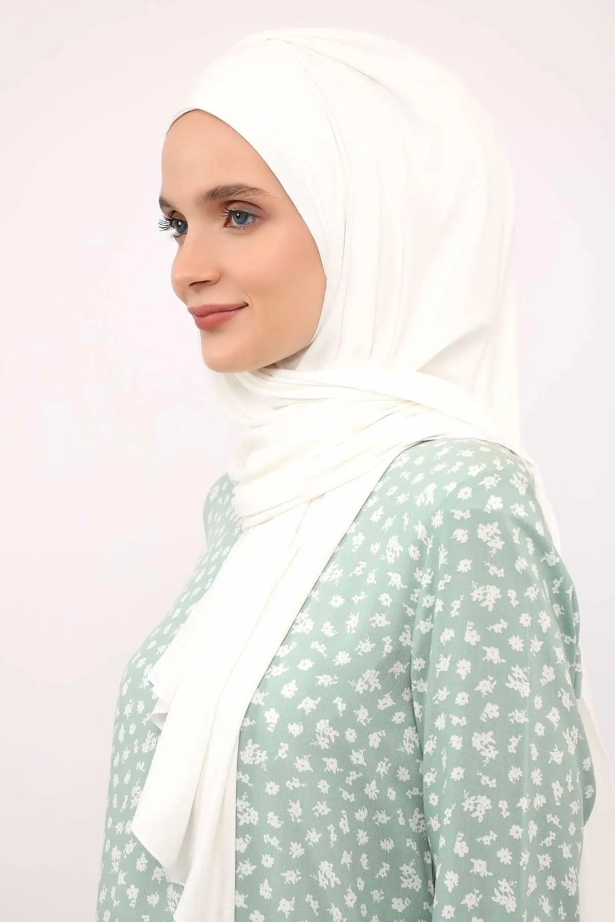 Soft Jersey Hijab Shawl for Women, 95% Cotton and Comfortable Ready to Wear Women Headscarf, Cross Stich Instant Pre-tied Hijab Shawl,PS-41