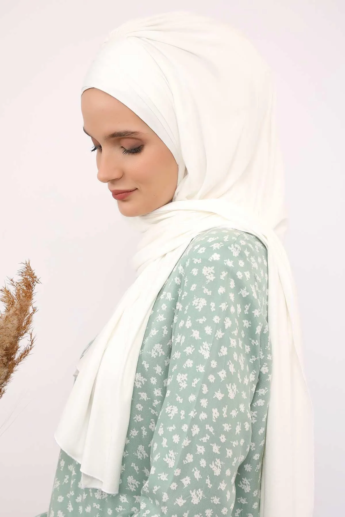 Soft Jersey Hijab Shawl for Women, 95% Cotton and Comfortable Ready to Wear Women Headscarf, Cross Stich Instant Pre-tied Hijab Shawl,PS-41