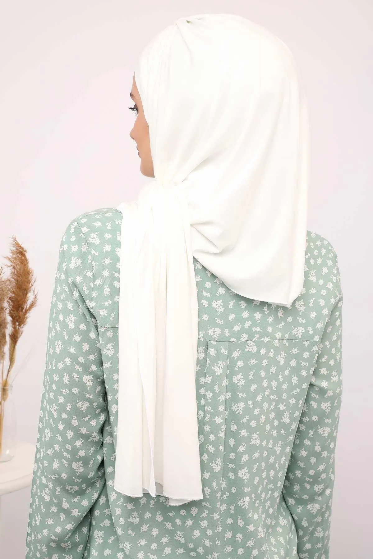 Soft Jersey Hijab Shawl for Women, 95% Cotton and Comfortable Ready to Wear Women Headscarf, Cross Stich Instant Pre-tied Hijab Shawl,PS-41