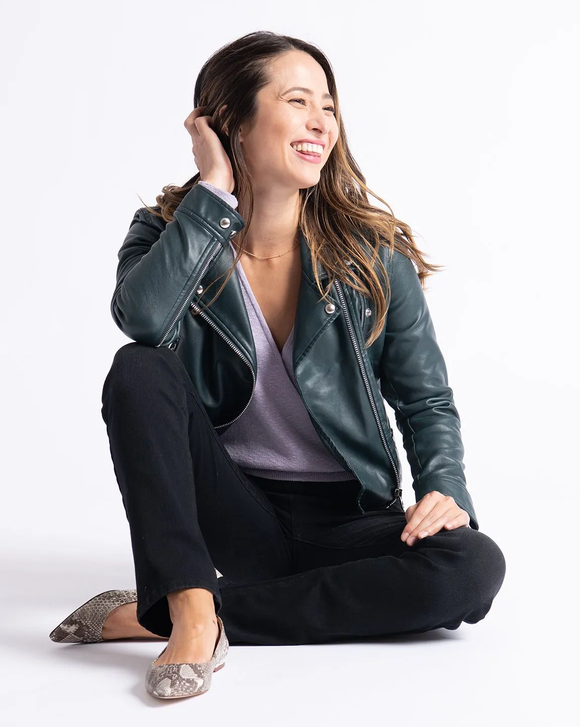 Straight-Leg | 4-Pocket Betabrand Yoga Denim (Washed Black)