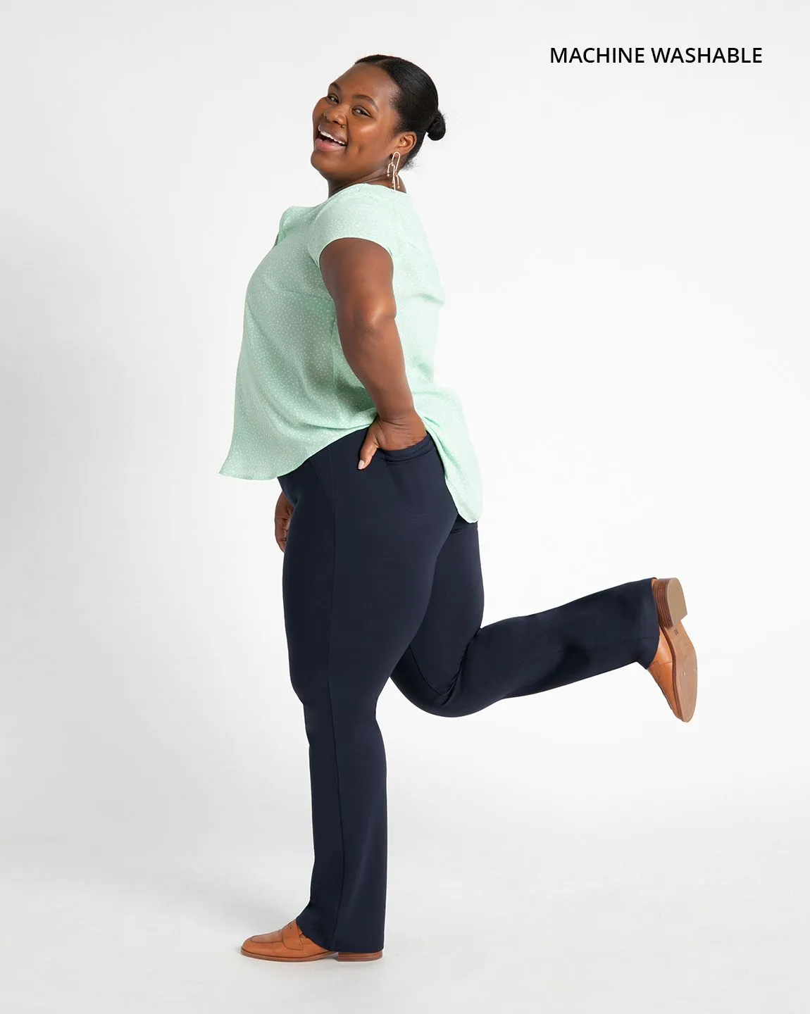 Straight-Leg | Two-Pocket Dress Pant Yoga Pants (Navy)