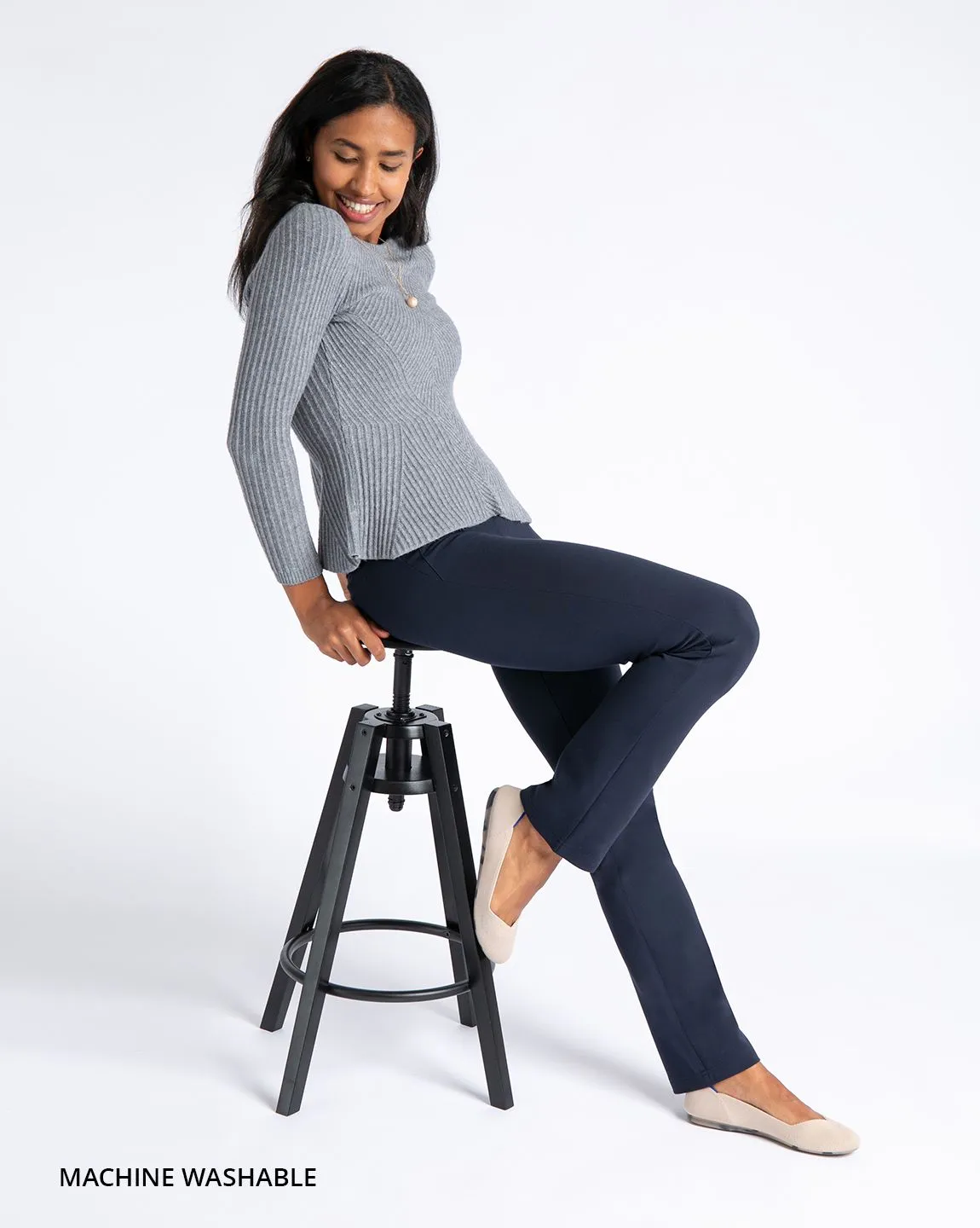 Straight-Leg | Two-Pocket Dress Pant Yoga Pants (Navy)