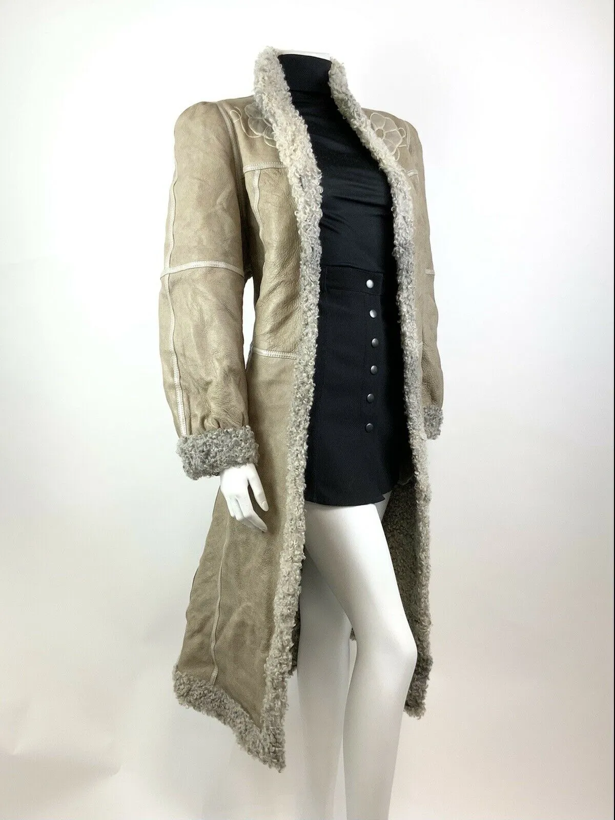 VINTAGE 60s 70s BEIGE CREAM LEATHER FLORAL EMBROIDERED BOHO MOD LONG COAT 14 16
