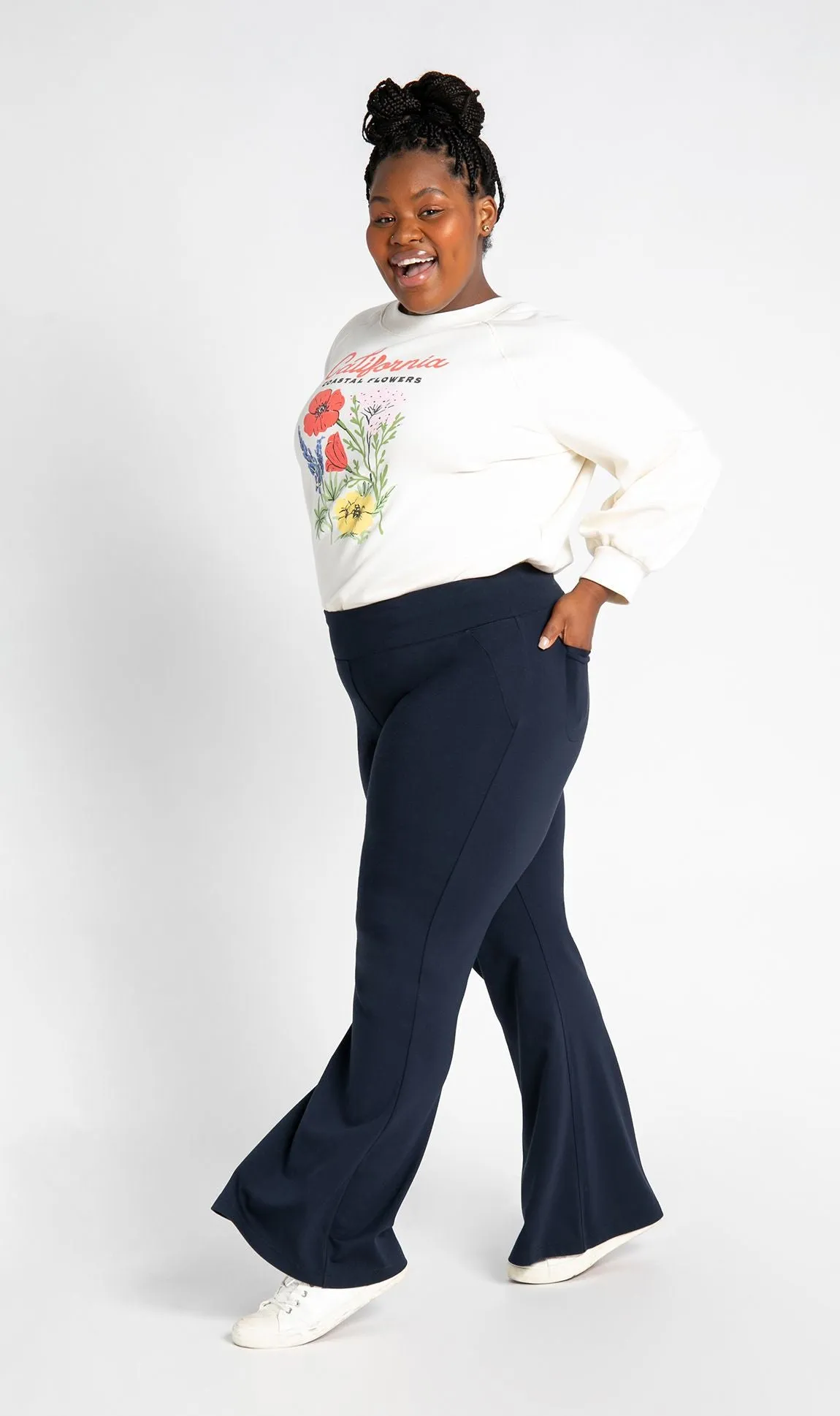 Wide-Leg Two-Pocket Dress Pant Yoga Pants (Navy)