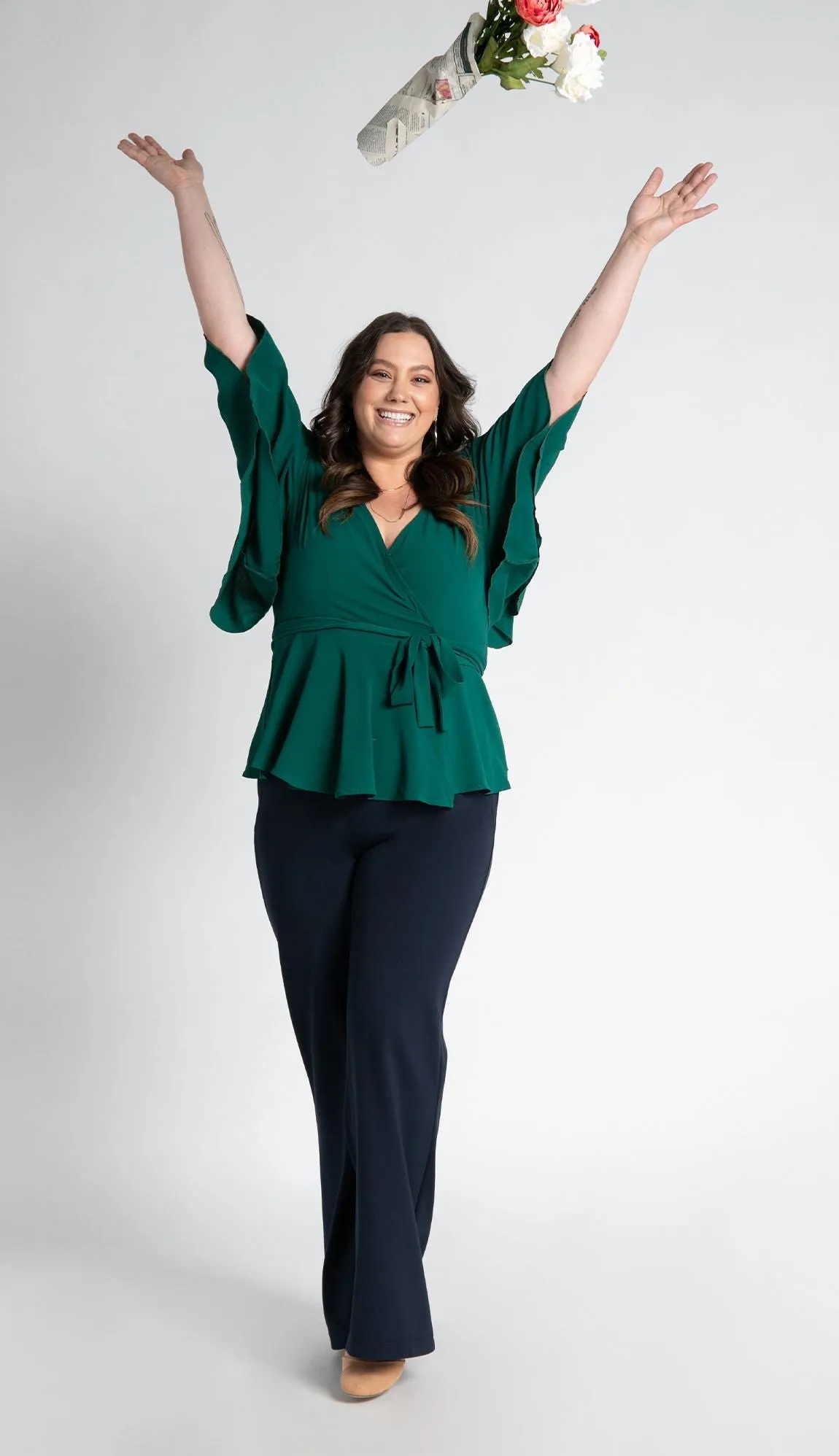 Wide-Leg Two-Pocket Dress Pant Yoga Pants (Navy)