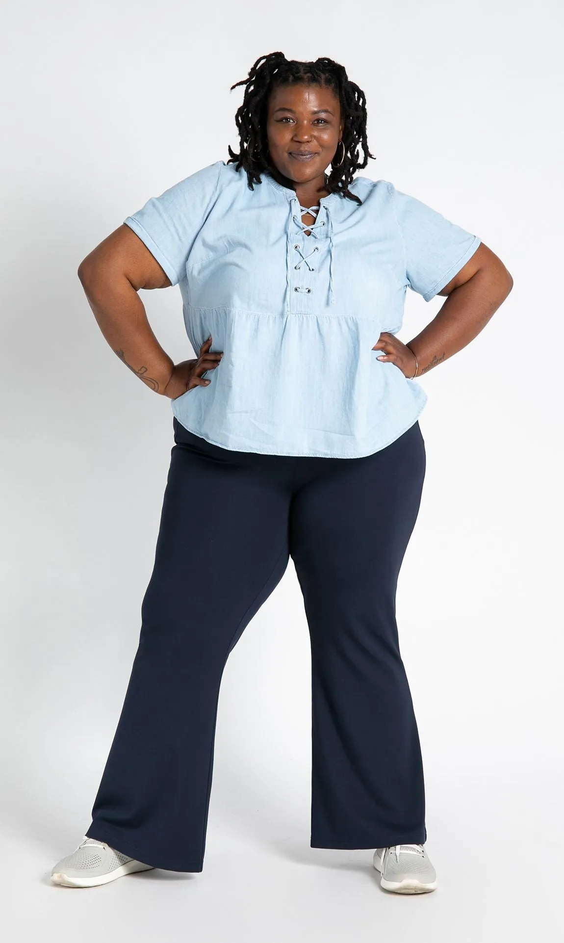 Wide-Leg Two-Pocket Dress Pant Yoga Pants (Navy)